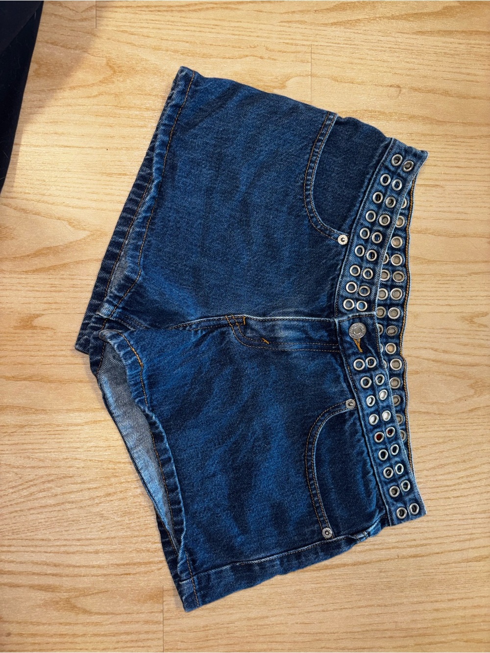 Vintage Levi’s denim shorts